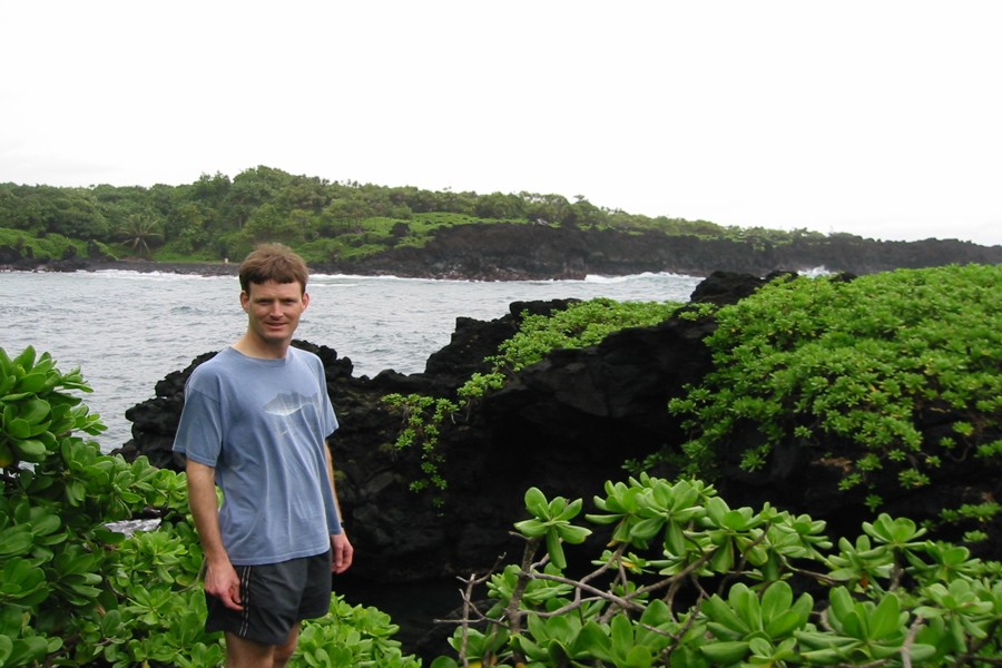 ../image/bill at waianapanapa park.jpg